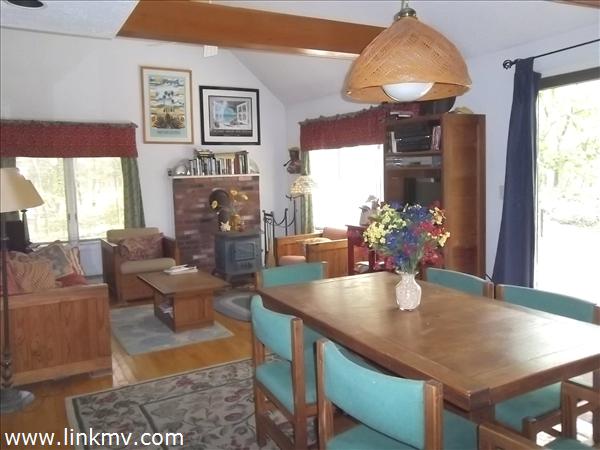 Dining living area