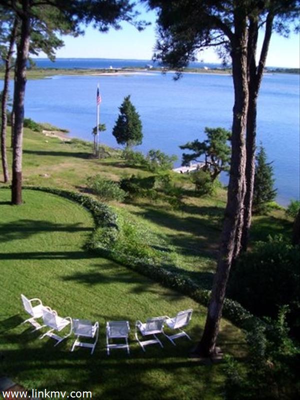 Vineyard Haven real estate 21120