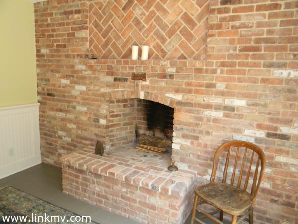 Kitchen Fireplace/Island Brickyard Brick!