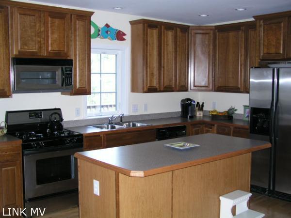 Cherry Kitchen