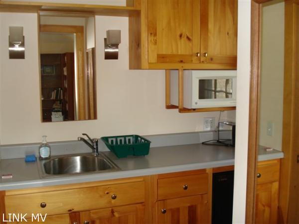Guest cottage kitchen