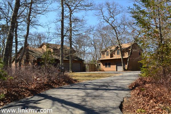 2 houses on private lot