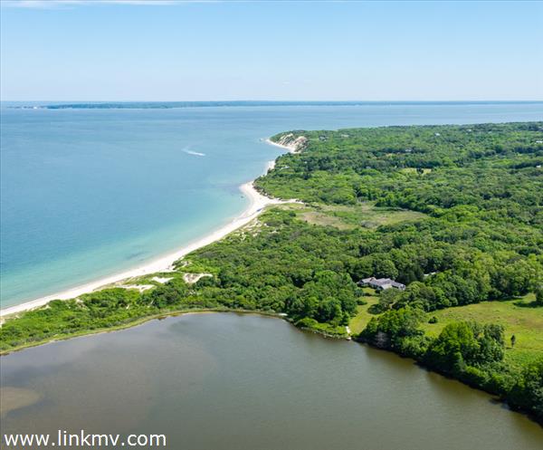 Path to beach and sound