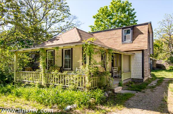 Bungalow Cottage In The Heart Of The Oak Bluffs Arts District