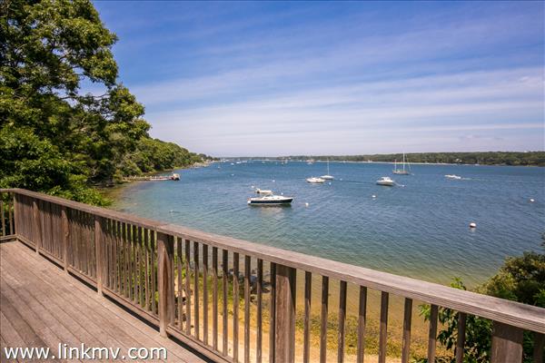 Waterfront on Lagoon Pond