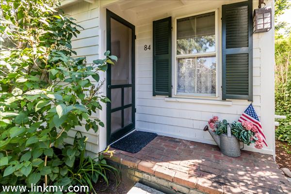 Welcome to 84 Peases Point Way North!